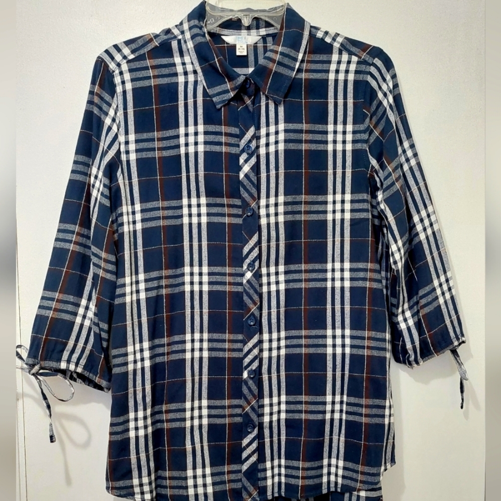 Time and Tru Button-Up Shirt size M